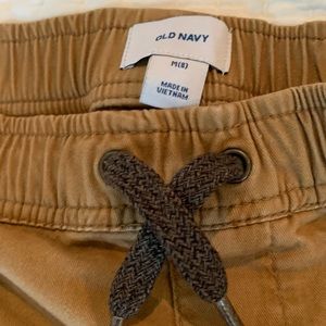 Old Navy Boys Khaki Pull On Jogger-Style Chino Pant